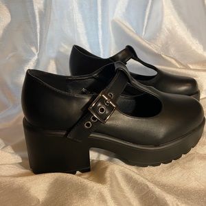 Faux leather Mary Jane